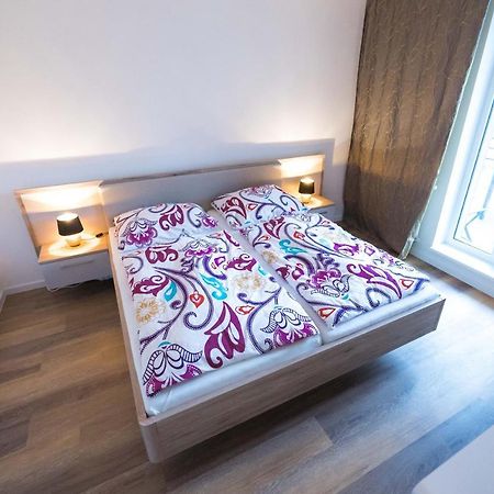 Bein Apartment With Parking Brno Eksteriør billede