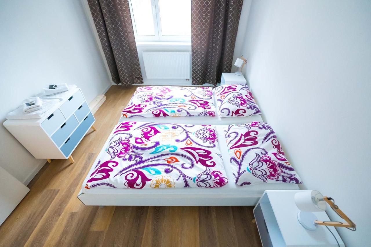 Bein Apartment With Parking Brno Eksteriør billede